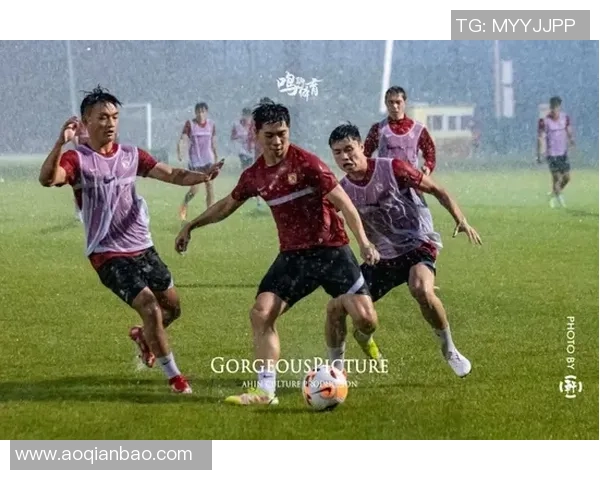 加维引领足球新风潮展现年轻球员的无限潜力与未来发展方向