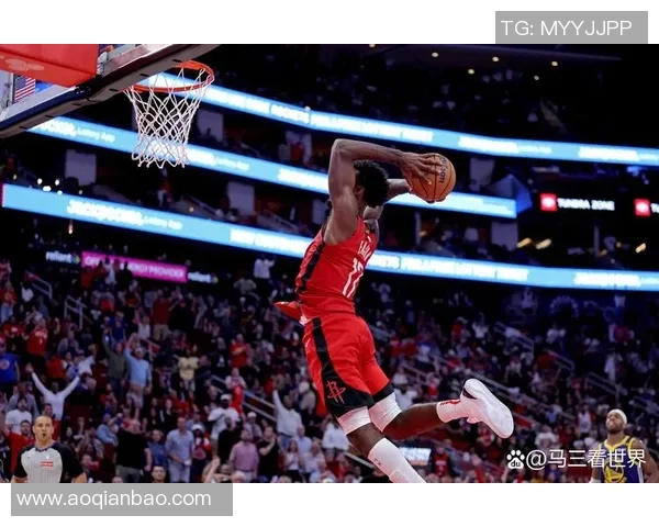 17火箭对阵活塞的精彩比赛国外直播全程回顾与分析